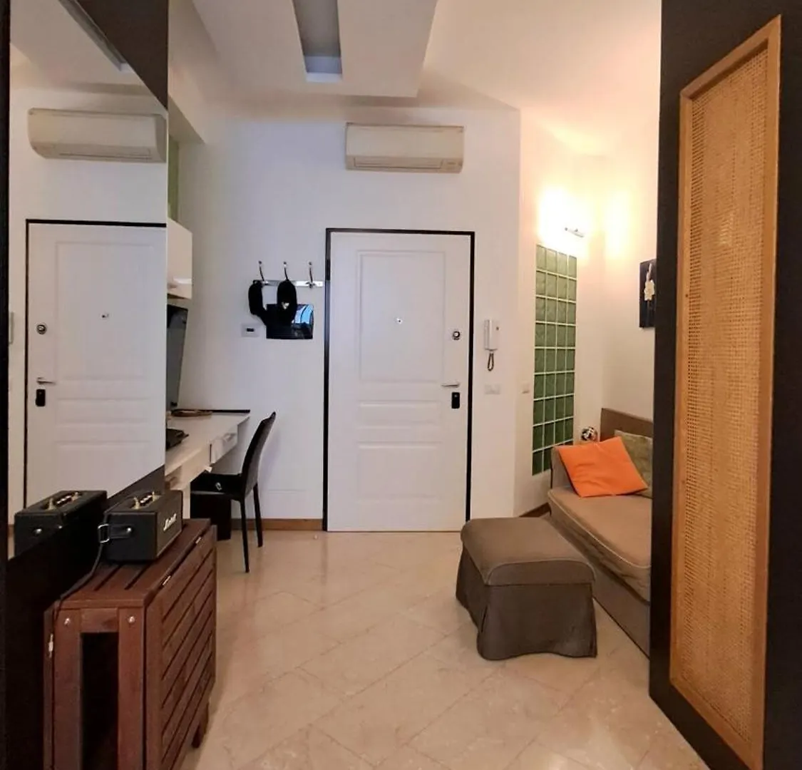 Modern And Cozy Apt In Darsena Area Milão